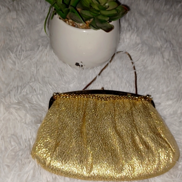 No Brand Handbags - Vtg Gold wristlet